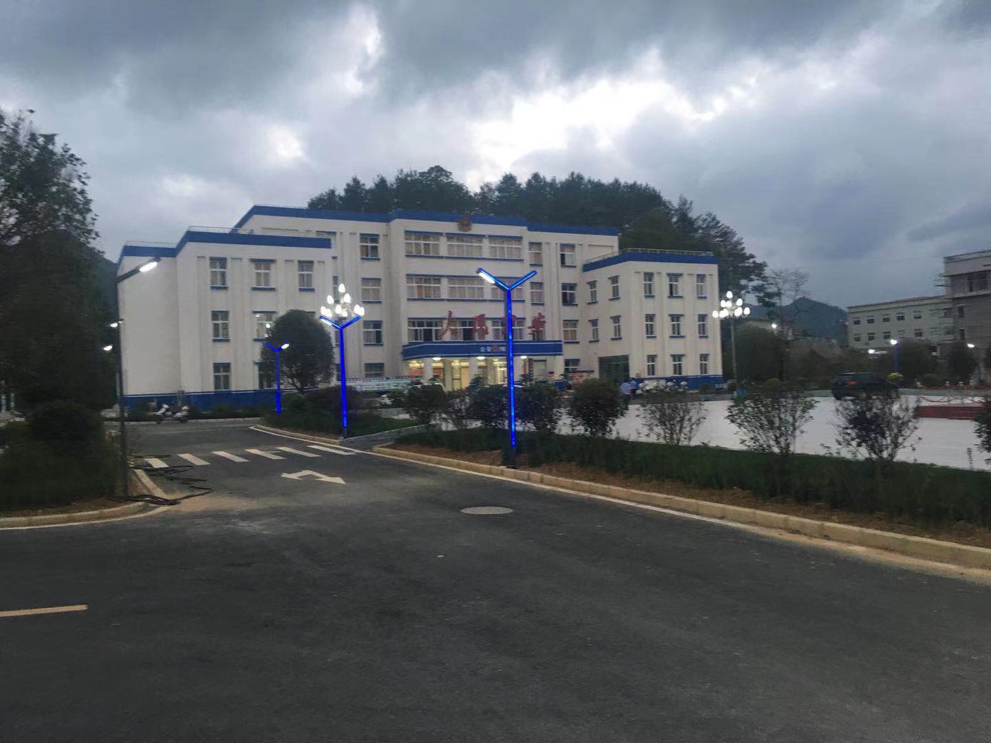 庭院灯在建筑物重点照明中的作用
